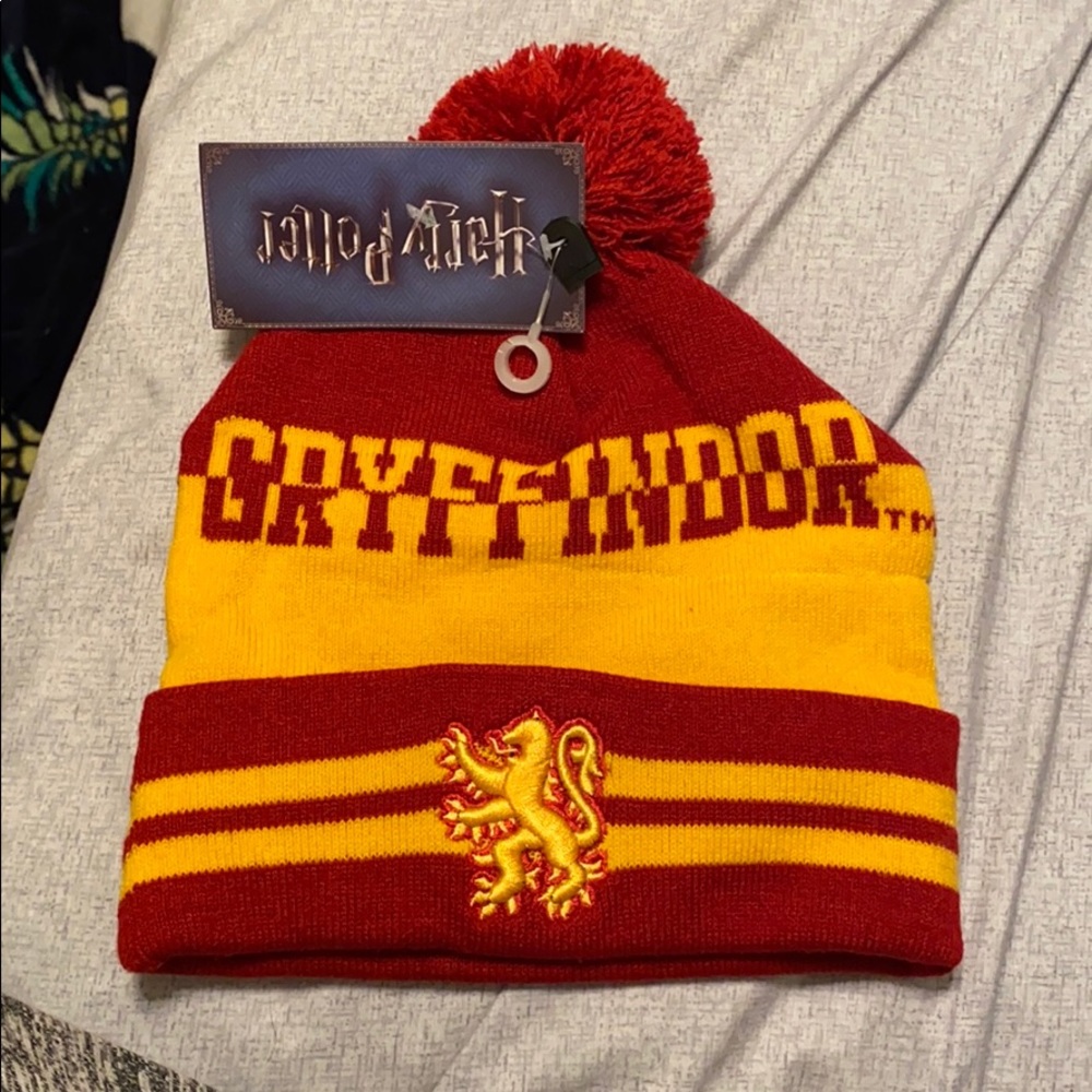 harry potter gryffindor beanie